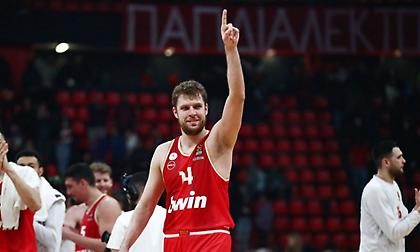 Η παρακάμερα του Ολυμπιακού από τη νίκη επί της Βίρτους Μπολόνια στο ΣΕΦ