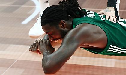 «Κάταγμα περόνης έχει υποστεί ο Λεσόρ - Συγκρατημένη αισιοδοξία ότι δεν έχει πειραχτεί η κνήμη»