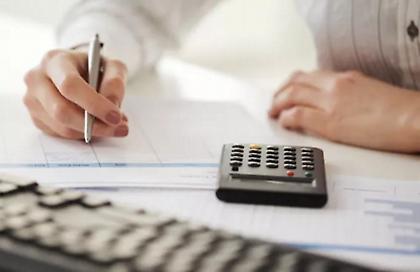 Νέες αυξήσεις στις ασφαλιστικές εισφορές των επαγγελματιών από την 1η Ιανουαρίου