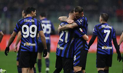 Σκόραρε με απευθείας εκτέλεση κόρνερ ο Ασλάνι στο Ίντερ-Ουντινέζε!