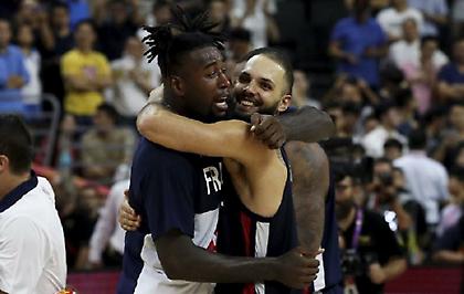 Φουρνιέ για Λεσόρ: «Σε αγαπάω αδερφέ»