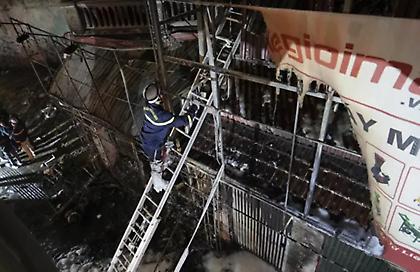 Τραγωδία στο Βιετνάμ: 11 νεκροί σε εμπρησμό καφέ-μπαρ