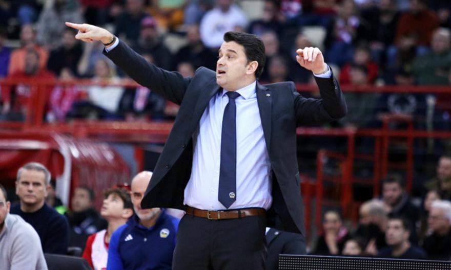 Γκονθάλεθ: «Είχαμε την ευκαιρία να νικήσουμε το παιχνίδι - Πρέπει να μάθουμε να παίρνουμε φάουλ στις τελευταίες φάσεις»