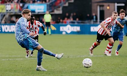 «Μίλησε» στο τέλος ο Άγιαξ και συνεχίζει την… καταδίωξη