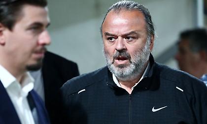 Ηλιόπουλος: «Ο Λουτσέσκου έπιασε ένα παιδί από τον λαιμό στο πάρκινγκ»!