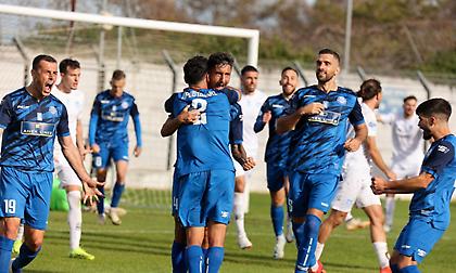 Τριάρα στο Αιγάλεω και ανασαίνουν τα Χανιά!