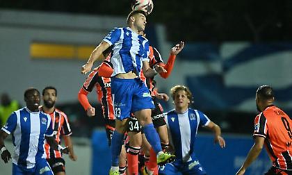 «Κόλλησε» στο Δασάκι κι έμεινε μακριά από την κορυφή ο ΑΠΟΕΛ