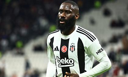 «Ψάχνει ομάδα στην Ελλάδα ο Μαζουακού»