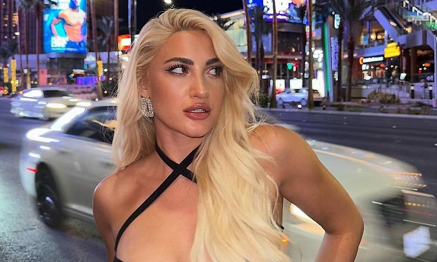 Ιωάννα Τούνη: Πήγε κομμωτήριο να φτιάξει μαλλί, έπιασε βροχή και βγήκε με τη σακούλα στο κεφάλι!