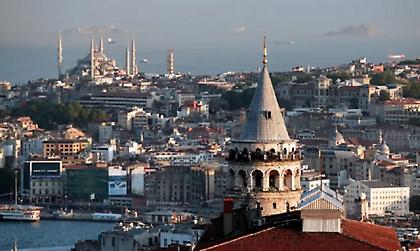 Αθωώθηκε η Ελληνίδα η οποία κρατούνταν στην Τουρκία για ένα κινητό που κατηγορήθηκε ότι έκλεψε - Το χρονικό της ομηρίας