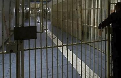 Στη φυλακή γνωστός Ρώσος τραγουδιστής επειδή επέκρινε τον πόλεμο στην Ουκρανία (video)