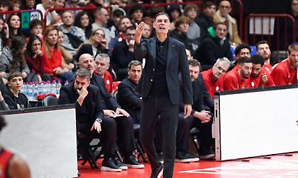 Μπαρτζώκας: «Δώσαμε τα πάντα για τη νίκη σε ένα πολύ ενδιαφέρον παιχνίδι - Ο Βεζένκοφ έπαιζε με πυρετό»