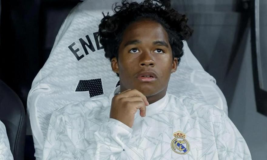 Σοκ για τον Έντρικ: Δολοφονήθηκε συγγενής του σε μπαρ της Βραζιλίας! Σοκ για τον Έντρικ: Δολοφονήθηκε συγγενής του σε μπαρ της Βραζιλίας!