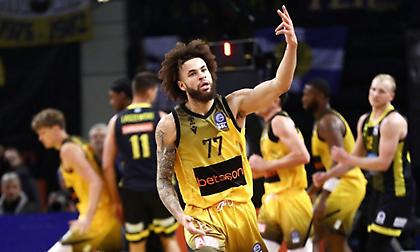 Λύγισε τον Άρη με 100άρα και οδηγό Χέιλ, κλείνοντας το 2024 με τέταρτη σερί νίκη η ΑΕΚ Betsson!