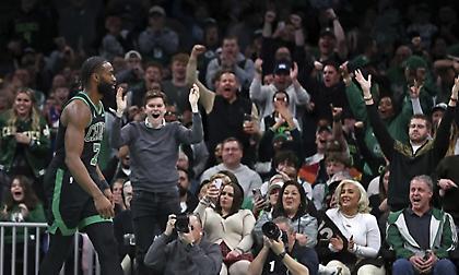 Οι Σέλτικς αντέδρασαν και διέλυσαν τους Πέισερς με 142-105