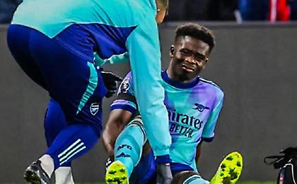 Σοκ στην Άρσεναλ με Σάκα: Χειρουργείται και μένει πάνω από 2 μήνες εκτός!