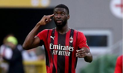 Γιουβέντους: Θέλει να φέρει στο Τορίνο τον Τομόρι ο Μότα