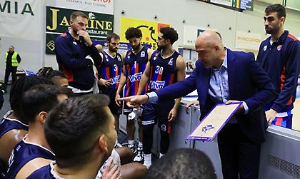 Οπαδοί του Πανιωνίου στην προπόνηση - Έντονα παράπονα για τη βαριά ήττα από Κολοσσό!