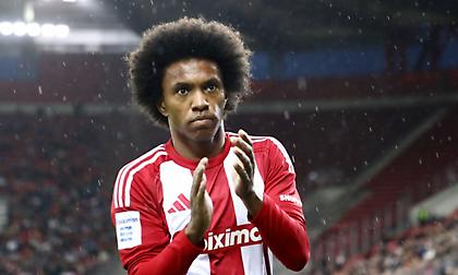 Επίσημα τέλος ο Γουίλιαν από τον Ολυμπιακό: «Θα έχει πάντα μια οικογένεια στον Πειραιά»