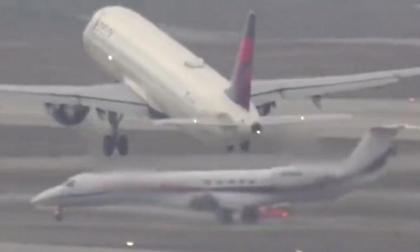 Παραλίγο νέα αεροπορική τραγωδία: Αποφεύχθηκε σύγκρουση δύο αεροπλάνων στο αεροδρόμιο του Λος Άντζελες