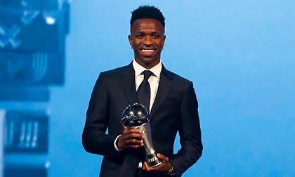 Το βραβείο «The Best» κάνει τον Βινίσιους τον πιο ακριβοπληρωμένο παίκτη της Ρεάλ Μαδρίτης