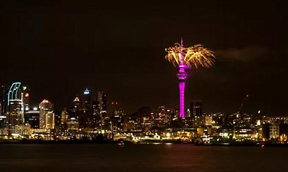 Η Νέα Ζηλανδία υποδέχτηκε το 2025 με φαντασμαγορικά πυροτεχνήματα!