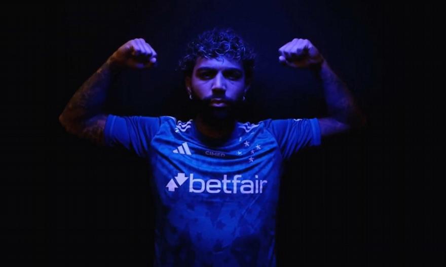 Μπαρμπόσα: Υπέγραψε στην Κρουζέιρο μέχρι το 2028