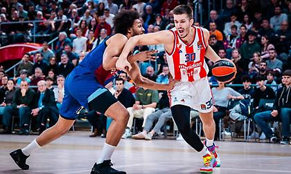 Αμφίβολος ο Πετρούσεφ για τον αγώνα του Ερυθρού κόντρα στην Μπασκόνια