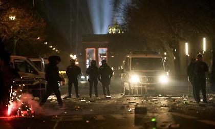 Τρομοκρατική επίθεση στη Νέα Ορλεάνη: Σε βίντεο η στιγμή που οι αρχές πραγματοποιούν CPR στον δράστη