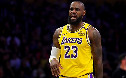 Λέικερς-Μπλέιζερς