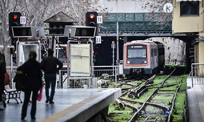 Παρέμβαση εισαγγελέα για το άνοιγμα των θυρών σε εν κινήσει συρμό στον Ηλεκτρικό