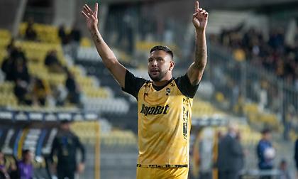 Θέλει να ξαναφέρει στην Ελλάδα τον Τσάβες η Λαμία