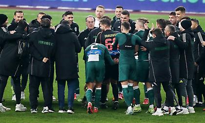 Αθανασίου: «Οι σκέψεις του Βιτόρια για τη μεσαία γραμμή και ο βασικός κορμός της 11άδας με τον ΠΑΟΚ»