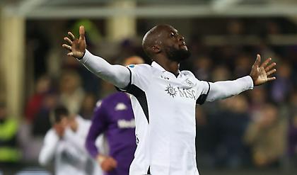 Πέρασε αέρα από τη Φλωρεντία και στρογγυλοκάθισε στην κορυφή η Νάπολι!