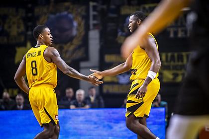 AEK Betsson: Νοκ άουτ ο Γκρέι με Καρδίτσα, στη θέση του ο Ομπιέσε