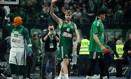 Η τρομερή ατμόσφαιρα στο ΟΑΚΑ και το «χόρτο μαγικό»: Η παρακάμερα από τη νίκη του Παναθηναϊκού επί της Βίρτους