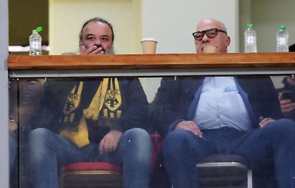 Παρέα στα επίσημα του Πανθεσσαλικού ο Ηλιόπουλος με τον Μπέο (pics)