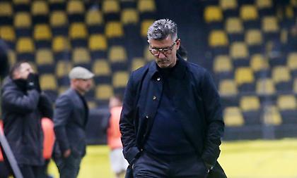 Έντονες αποδοκιμασίες και «βγάλτε τις φανέλες» από τον κόσμο του Άρη!