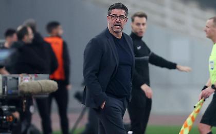 Βιτόρια: «Είμαστε κοντά σε αυτό που θέλω - Δεν με απασχολεί η πρώτη θέση, στόχος μου σε κάθε ματς είναι οι τρεις βαθμοί»