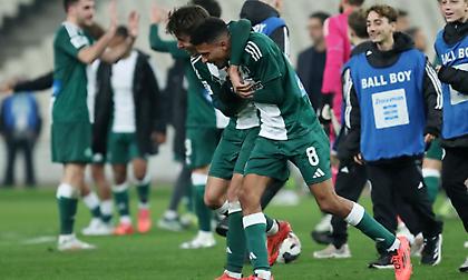 «Άριστο διάβασμα από τον Βιτόρια - Δικαίωσε το ποδόσφαιρο τον Παναθηναϊκό»: Το σχόλιο Δεσύλλα και Σιαμπλή από το ΟΑΚΑ