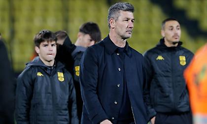 Στα αποδυτήρια οπαδοί του Άρη, μίλησαν με παίκτες και Ουζουνίδη