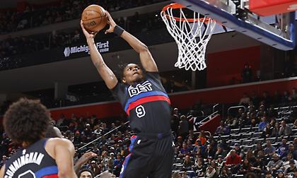 NBA Top 10: Τρομερός Οσάρ Τόμπσον στην κορυφή