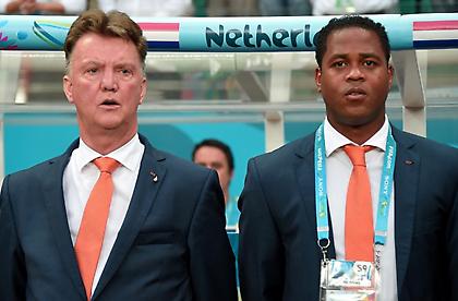 Κλάιφερτ και Φαν Χάαλ αναλαμβάνουν την Ινδονησία