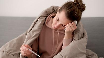 Αυτό το σύμπτωμα COVID-19 στο δέρμα, τα χείλη και τα νύχια σας σημαίνει ότι πρέπει οπωσδήποτε να επισκεφθείτε γιατρό