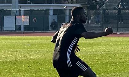 «Τον είχαν πεταμένο λες και ήταν σκυλί» - Απίστευτες καταγγελίες για τον τραυματισμό του Κουέσι στο Αίγιο!