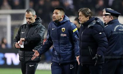 Ένταση στον πάγκο της ΑΕΚ: Αποβλήθηκε ο βοηθός του Αλμέιδα, Ντάνιελ Βέγκα!