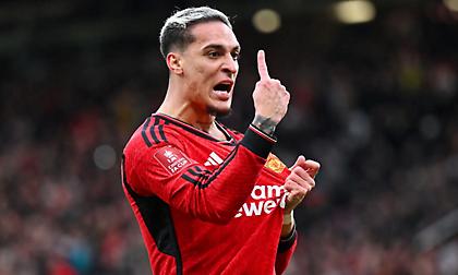 «Πεπεισμένος ο Ολυμπιακός ότι μπορεί να πάρει τον Άντονι αν συμφωνήσει με τη Γιουνάιτεντ»