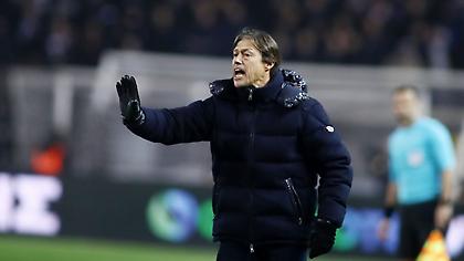 Ακούει κανείς τον Αλμέιδα;