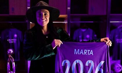 Η «αειθαλής» Μάρτα ανανέωσε για δυο χρόνια με το Ορλάντο