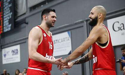 Επέστρεψαν στις προπονήσεις του Ολυμπιακού Φουρνιέ και Παπανικολάου, εκτός ο Γουόκαπ